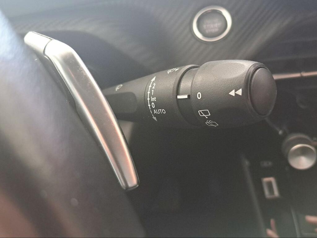 Peugeot 2008 N2008 Allure Hybrid 145 eDCS6 - Foto 1271