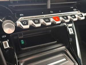 Peugeot 2008 N2008 Allure Hybrid 145 eDCS6