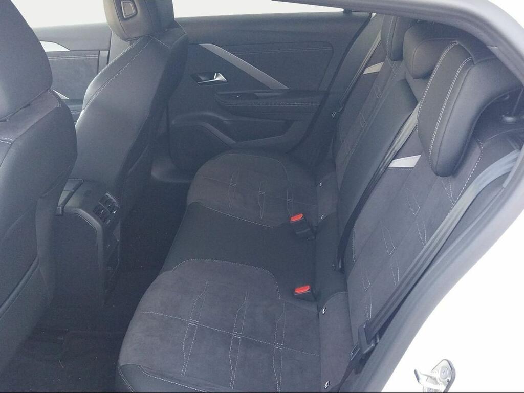 Opel Astra 54kWh GS Auto - Foto 583