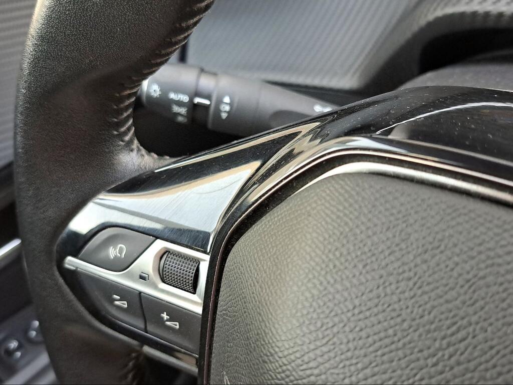 Peugeot 208 PureTech 73kW (100CV) Allure - Foto 1201