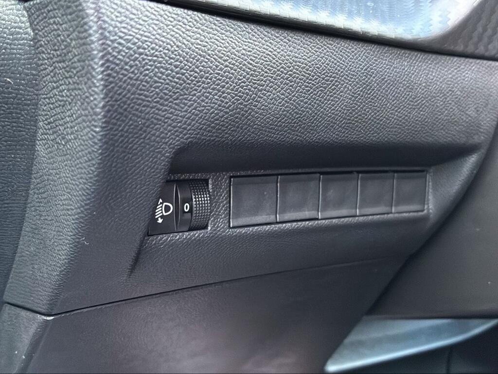 Peugeot 208 Style HYBRID 110 eDCS6 - Foto 1305