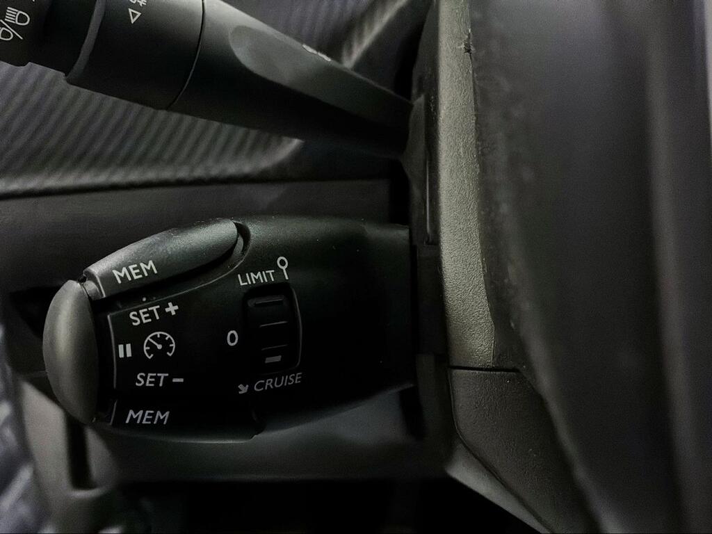 Peugeot 2008 Active Puretech 100 S&S 6 Vel. MAN - Foto 1380