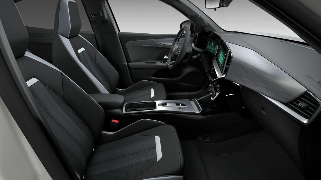 Opel Mokka-e BEV 50kWh 100kW (136CV) GS-e - Foto 109