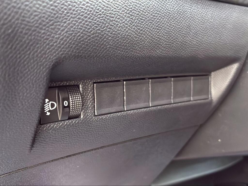 Peugeot 208 Style HYBRID 110 eDCS6 - Foto 1367