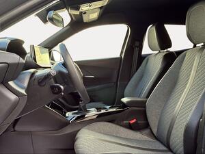 Peugeot 2008 Allure Puretech 100 S&S 6 Vel. MAN