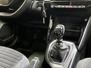 Peugeot 2008 Active Puretech 100 S&S 6 Vel. MAN