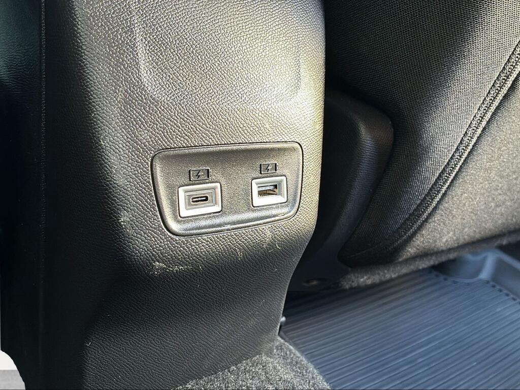 Peugeot 2008 Allure Puretech 100 S&S 6 Vel. MAN - Foto 1396