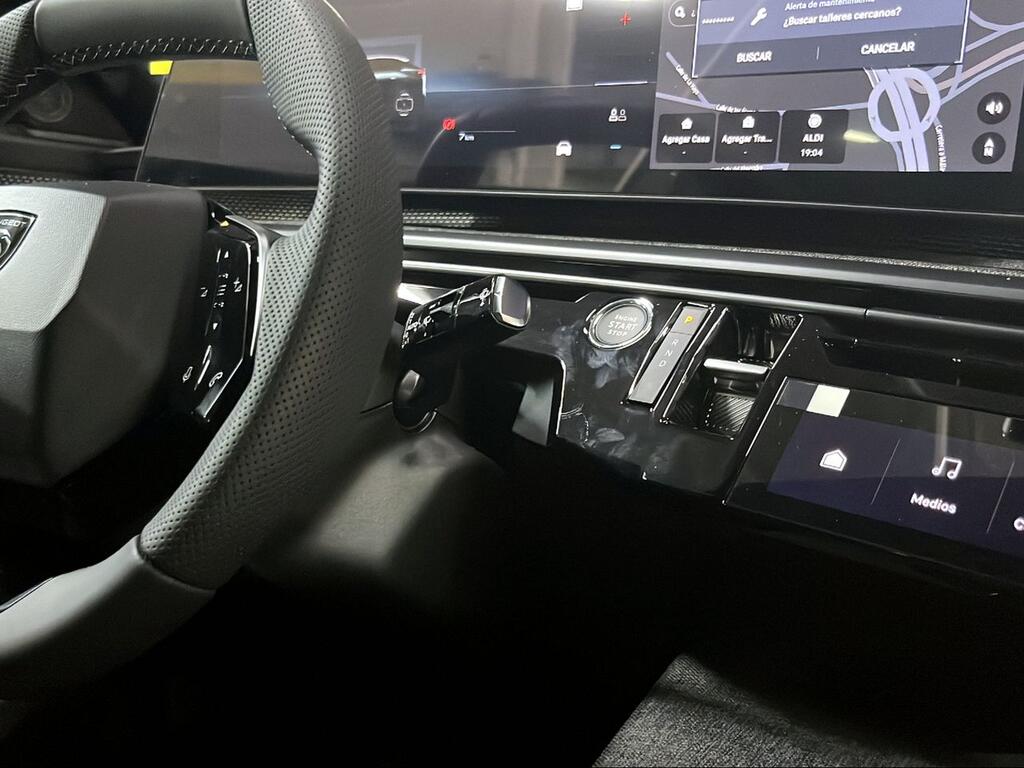 Peugeot e-3008 GT Eléctrico 210 (157 kW) - Foto 1617