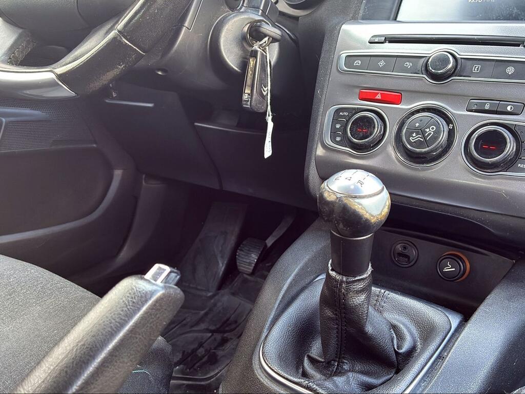 Citroën C4 BlueHDi 73KW (100CV) Live Edition - Foto 826