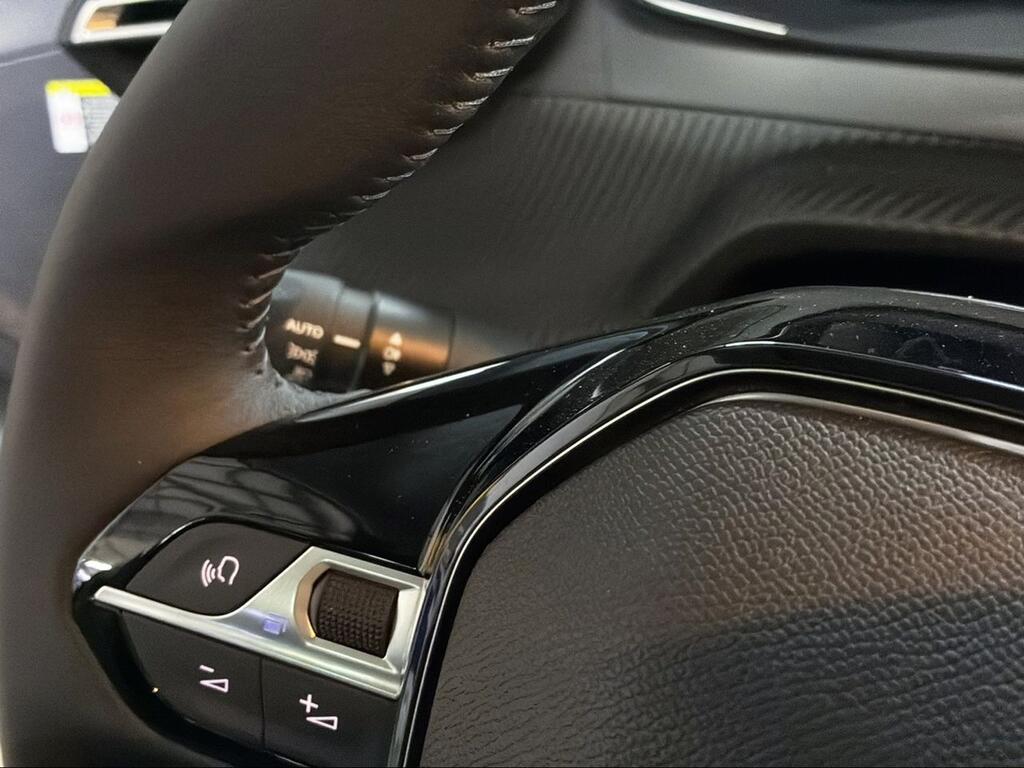 Peugeot 208 Allure Gasolina 100 S&S 6 Vel. MAN - Foto 1429