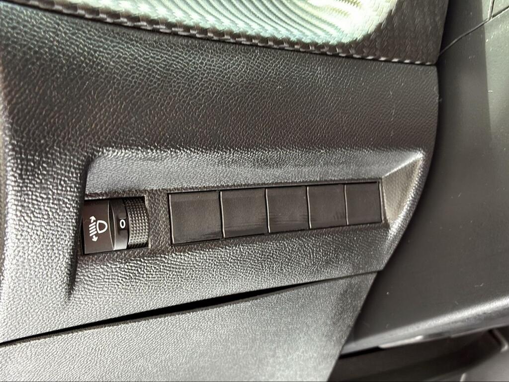 Peugeot 2008 N2008 Style Hybrid 136 eDCS6 - Foto 1271