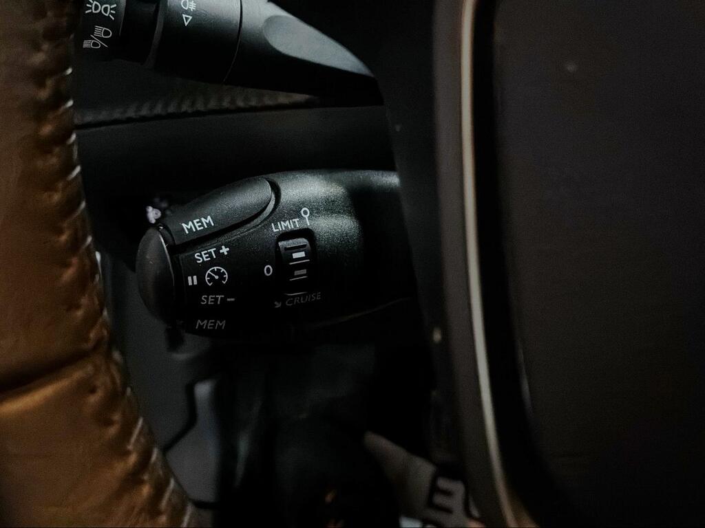 Peugeot 2008 Active Puretech 100 S&S 6 Vel. MAN - Foto 123