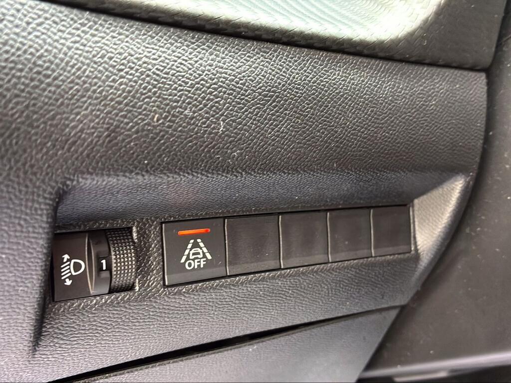 Peugeot 2008 Active Pack Puretech 100 S&S BVM6 - Foto 125