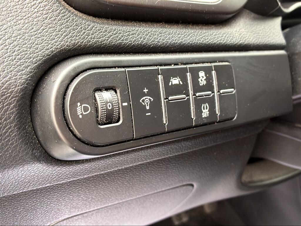 Kia Ceed 1.6 CRDi 85kW (115CV) Concept - Foto 119