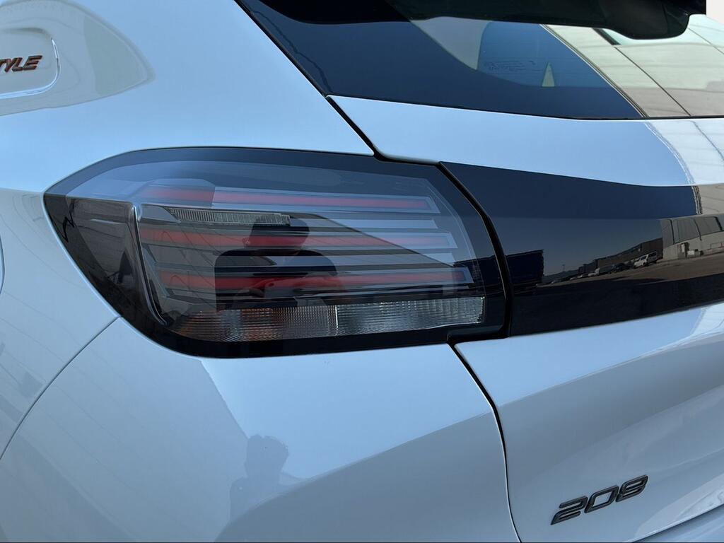 Peugeot 208 Style HYBRID 110 eDCS6 - Foto 844