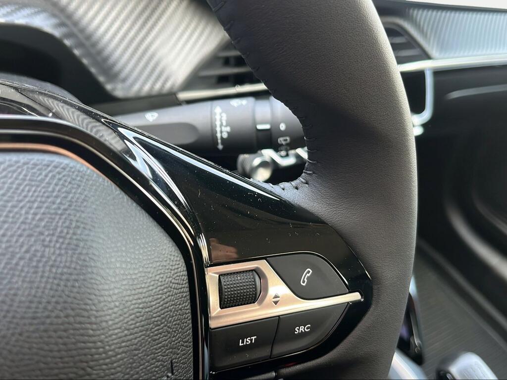 Peugeot 208 Active Puretech 75 - Foto 563