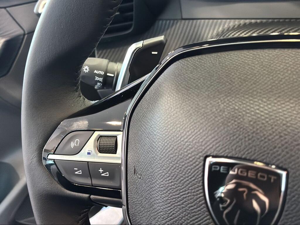 Peugeot 208 Allure HYBRID 110 eDCS6 - Foto 1160