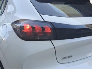 Peugeot 208 BlueHDi 73kW (100CV) Active