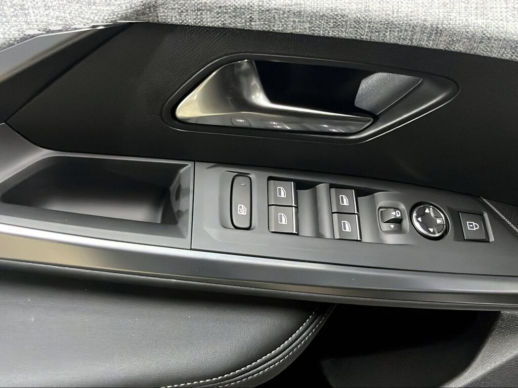 Peugeot 5008 1.2 100KW GT eDCS6 - Foto 482