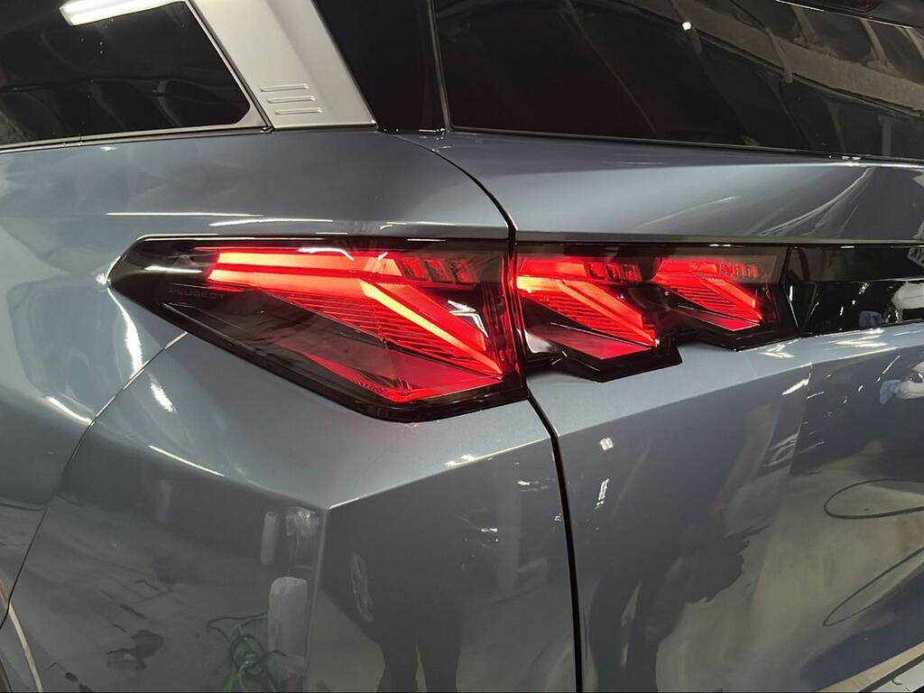 Peugeot 5008 1.2 100KW GT eDCS6 - Foto 481