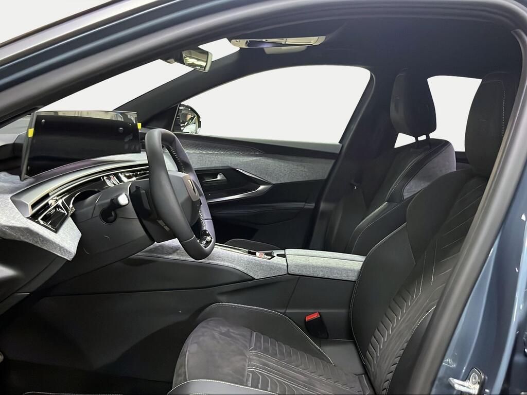Peugeot 5008 1.2 100KW GT eDCS6 - Foto 470
