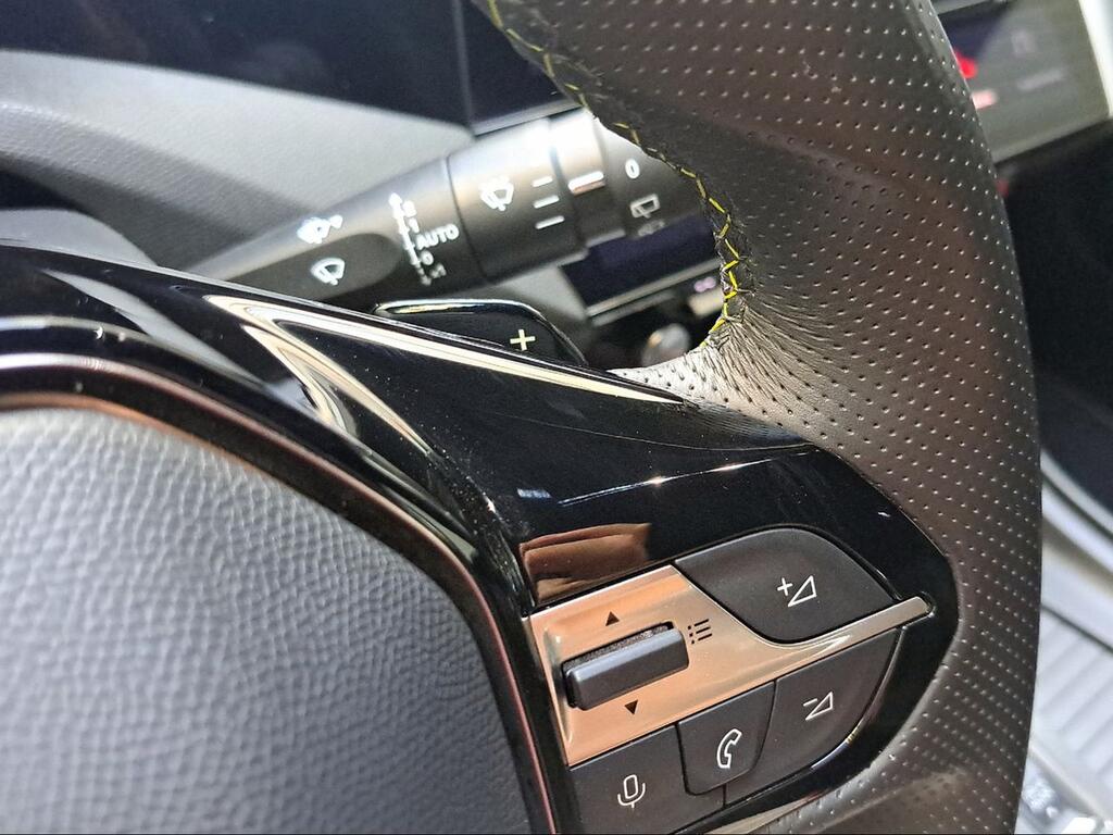 Peugeot 308 5P GT BlueHDi 130 S&S EAT8 - Foto 586