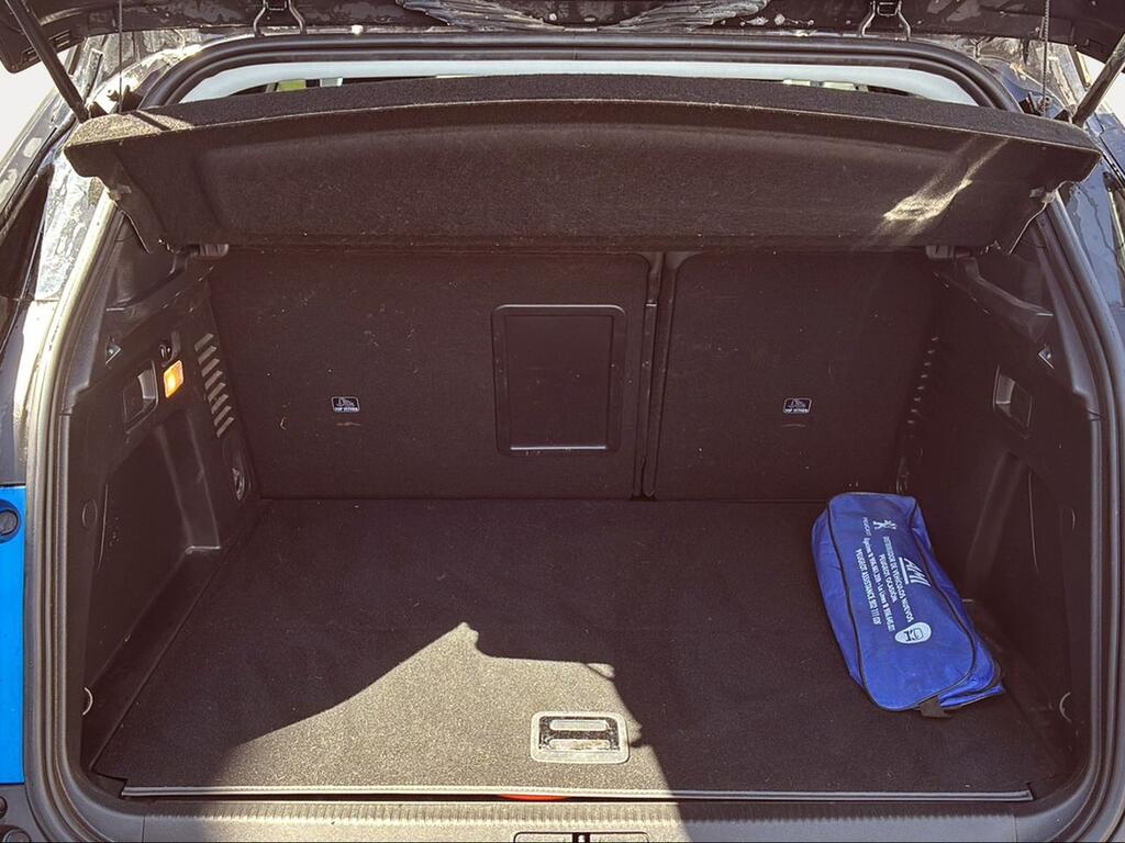 Peugeot 3008 Hybrid 225 e-EAT8 Roadtrip - Foto 1192