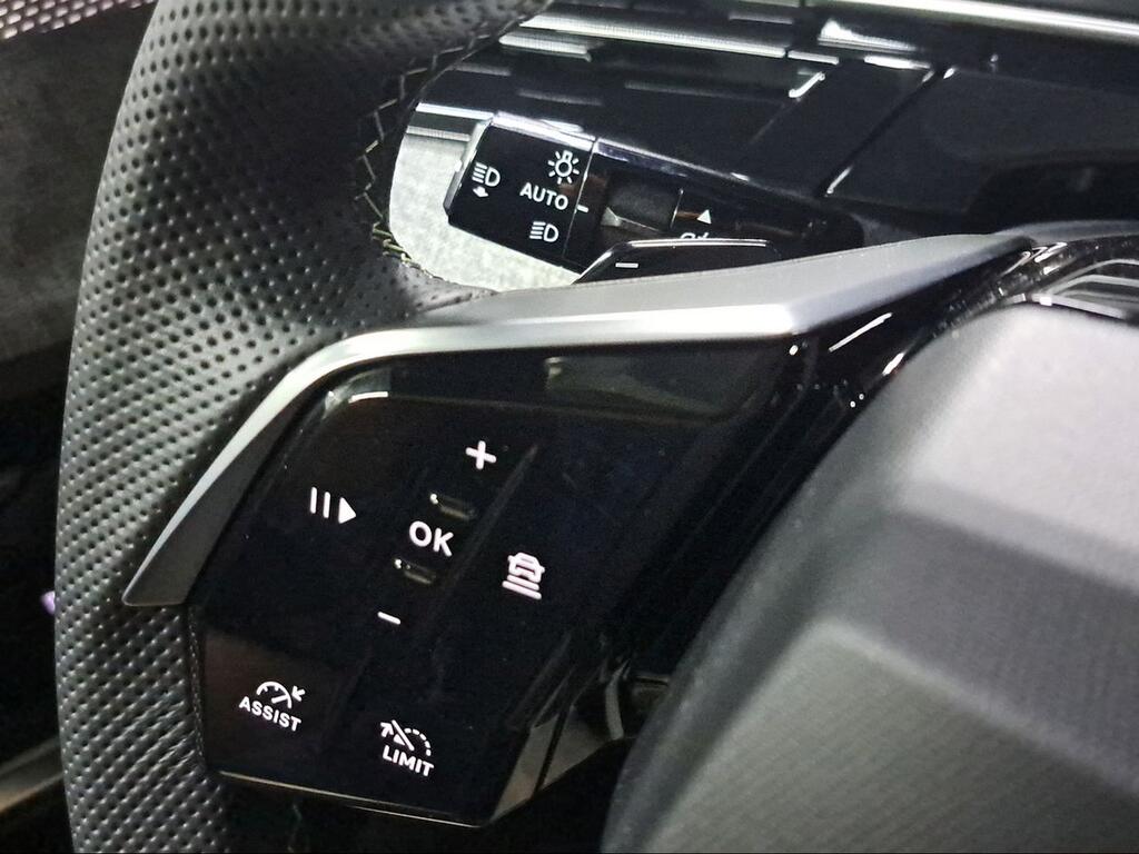 Peugeot 5008 1.2 100KW GT eDCS6 Hybrid - Foto 459