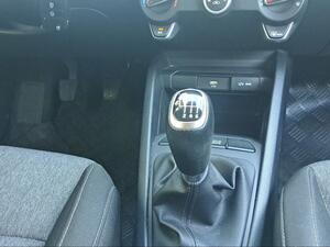 Kia Stonic 1.0 T-GDi 74kW (100CV) MHEV iMT Concept