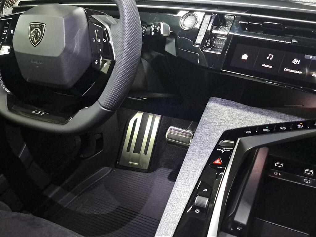 Peugeot 5008 1.2 100KW GT eDCS6 Hybrid - Foto 451