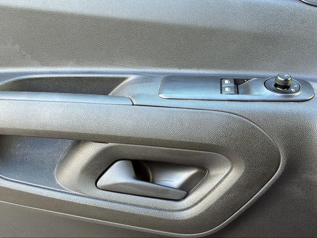 Peugeot Rifter Active Pack Business Standard BHDi 100 S&S Manual 6 Vel - Foto 825