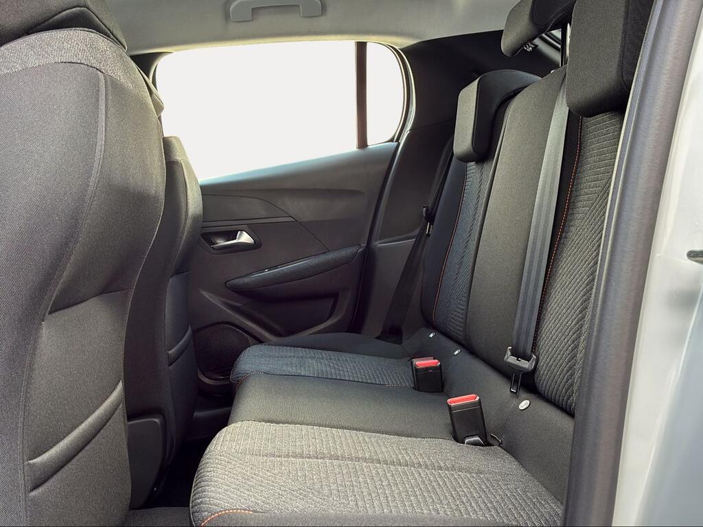 Peugeot 208 Style Gasolina 100 S&S 6 Vel MAN - Foto 629