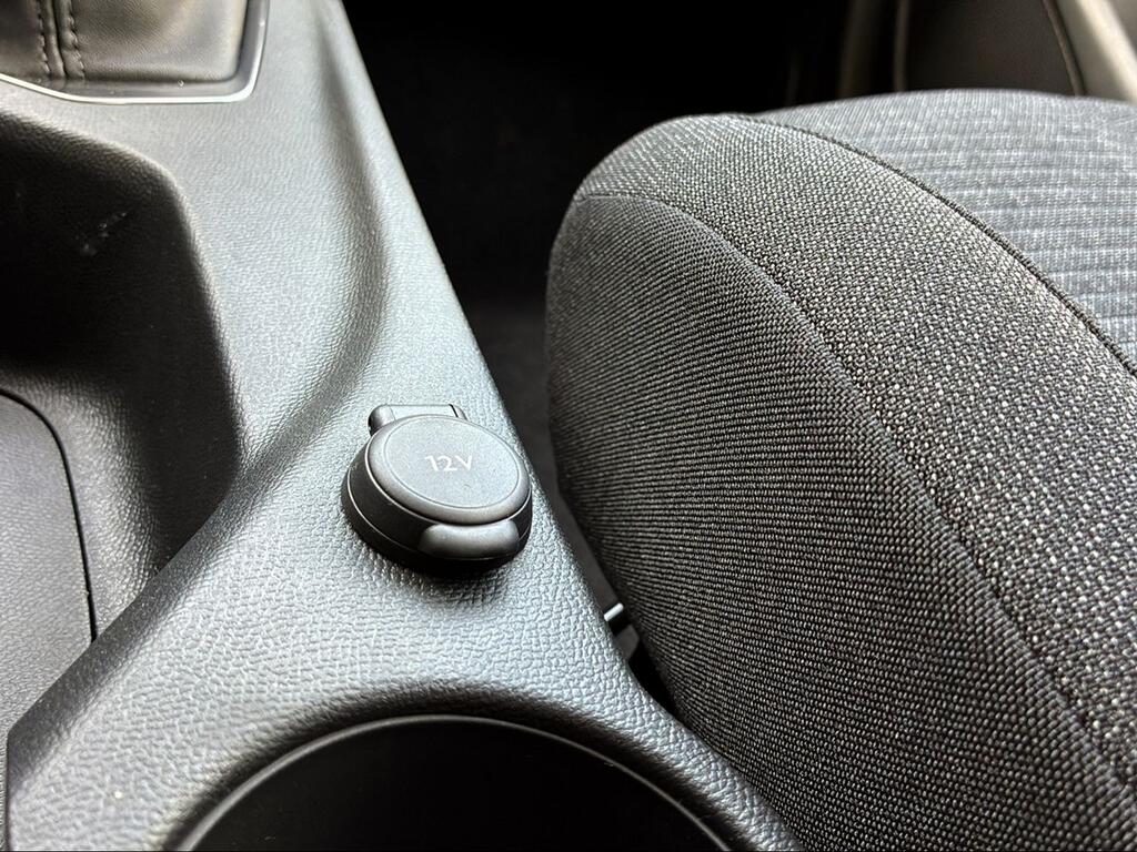 Peugeot 208 Style Gasolina 100 S&S 6 Vel MAN - Foto 645
