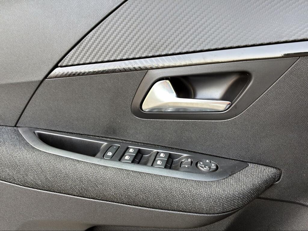 Peugeot 208 Style Gasolina 100 S&S 6 Vel MAN - Foto 640