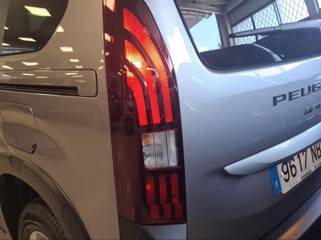 Peugeot Rifter Allure BlueHDi 100 S&S 6 Vel. MAN Long (version Standar) - Foto 573