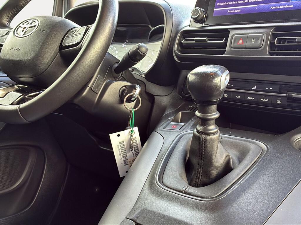 Toyota Proace City - Foto 808