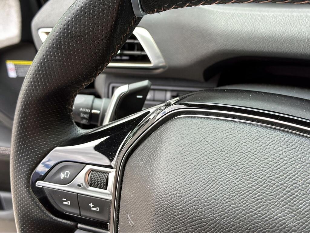 Peugeot 5008 1.5 BlueHDi 96kW S&S GT EAT8 - Foto 923
