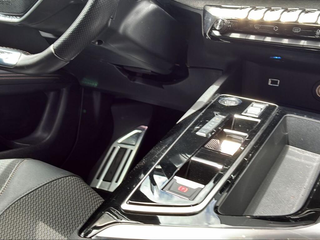 Peugeot 5008 1.5 BlueHDi 96kW S&S GT EAT8 - Foto 918