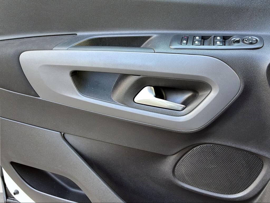 Toyota Proace City - Foto 810