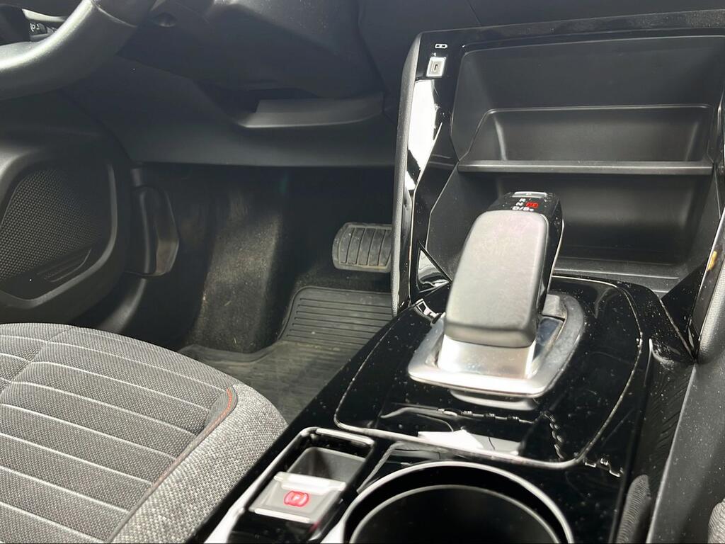 Peugeot e-2008 Eléctrico Active - Foto 482