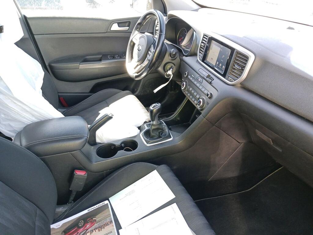 Kia Sportage 1.6 MHEV Business 100kW (136CV) 4x4 - Foto 482